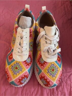 Zodiac Multicolor Crochet Patchwork Sneakers Size 10 New